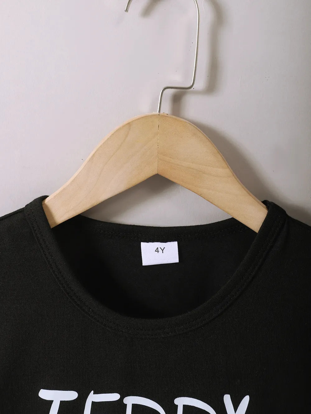 b78addd3-8047-4352-8923-696f70859599-Max